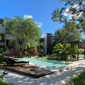 4* Hotel apartamentowy Panacea